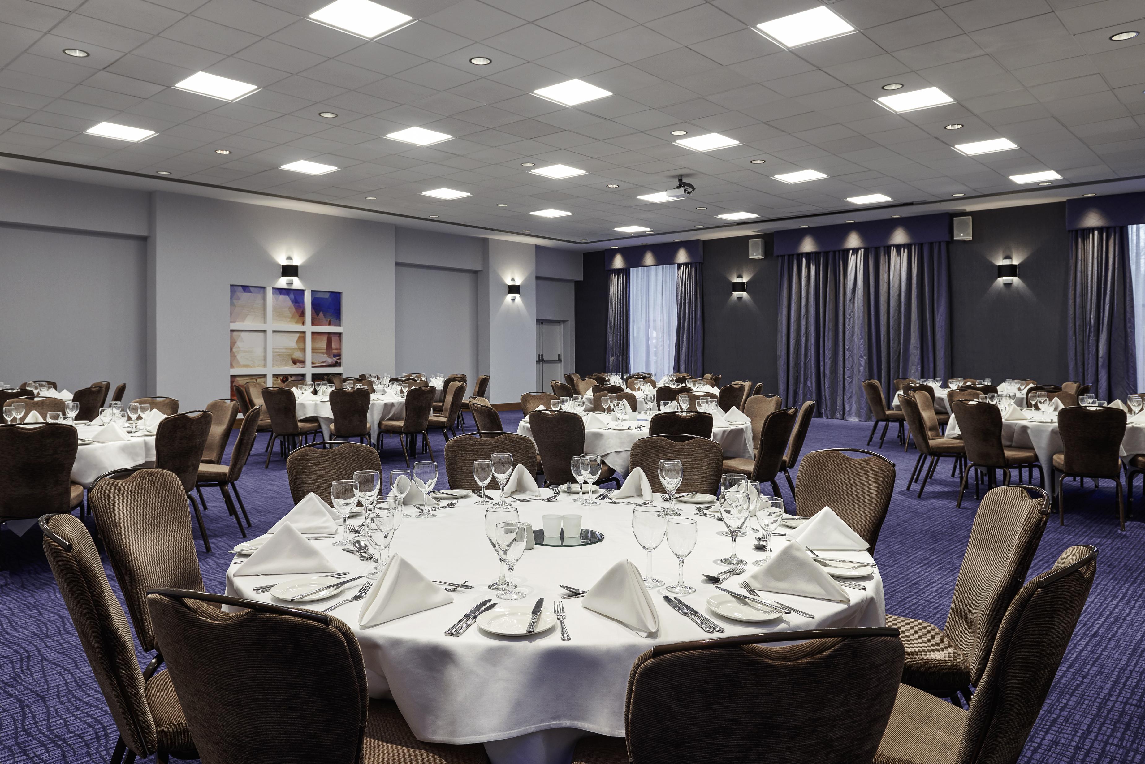 Novotel London Stansted Airport Stansted Mountfitchet Bagian luar foto