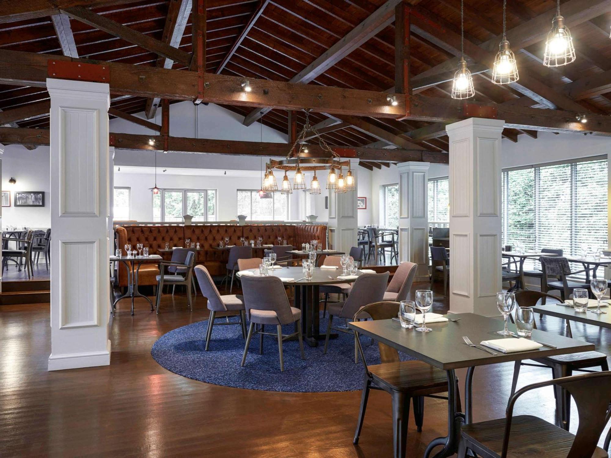 Novotel London Stansted Airport Stansted Mountfitchet Bagian luar foto