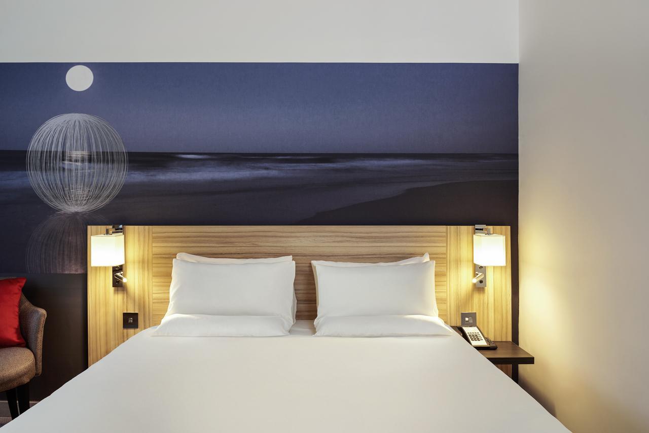 Novotel London Stansted Airport Stansted Mountfitchet Bagian luar foto